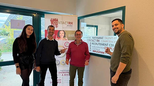 Création de l’identité visuelle de MONDEV.